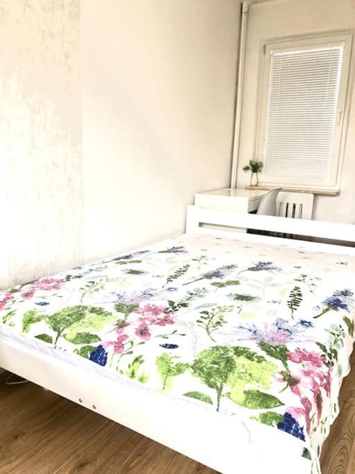 Miejskie Mieszkanie Apartment Warsaw Ngoại thất bức ảnh