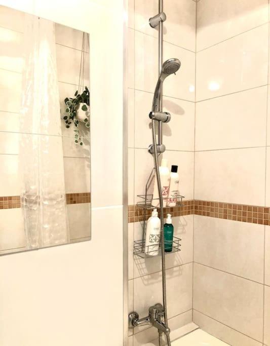 Miejskie Mieszkanie Apartment Warsaw Ngoại thất bức ảnh
