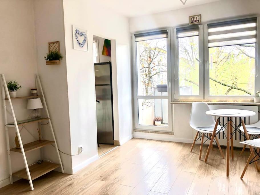Miejskie Mieszkanie Apartment Warsaw Ngoại thất bức ảnh