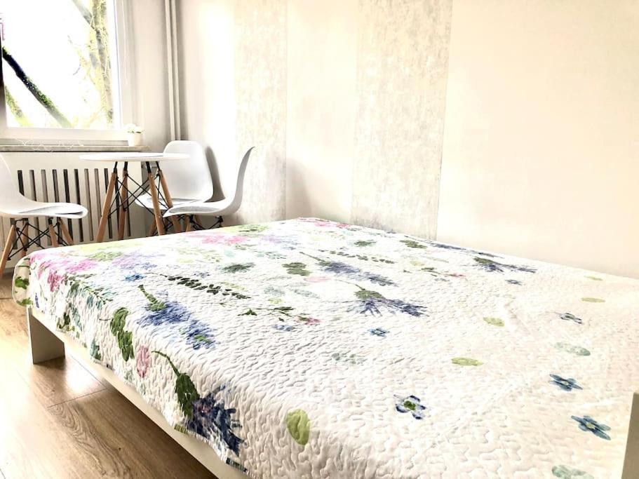 Miejskie Mieszkanie Apartment Warsaw Ngoại thất bức ảnh
