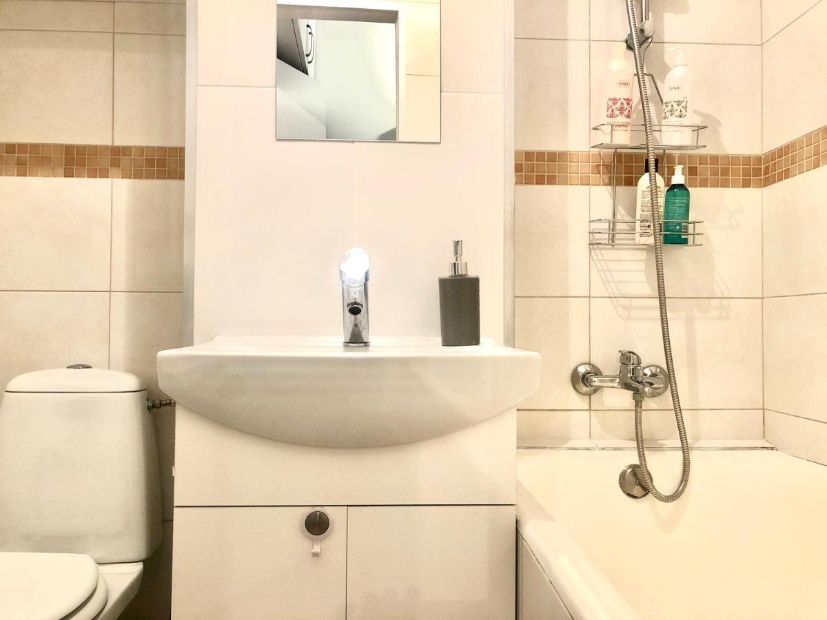 Miejskie Mieszkanie Apartment Warsaw Ngoại thất bức ảnh